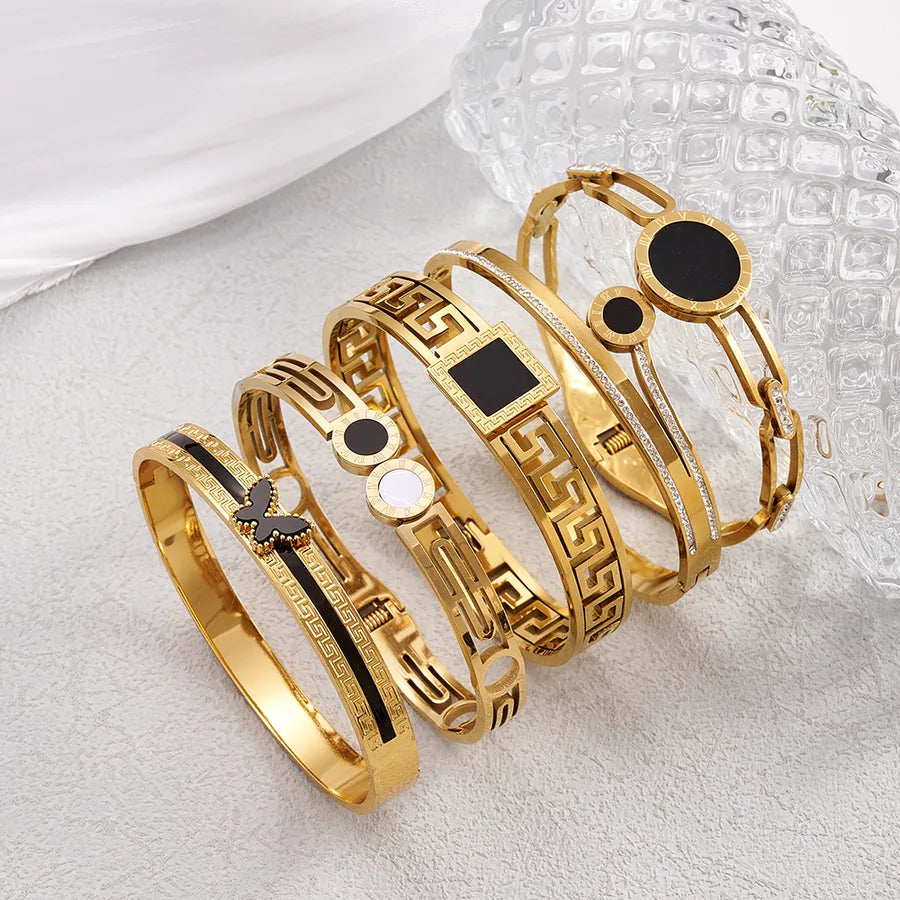 Butterfly design openable bangle, 18K gold plated with rhinestones