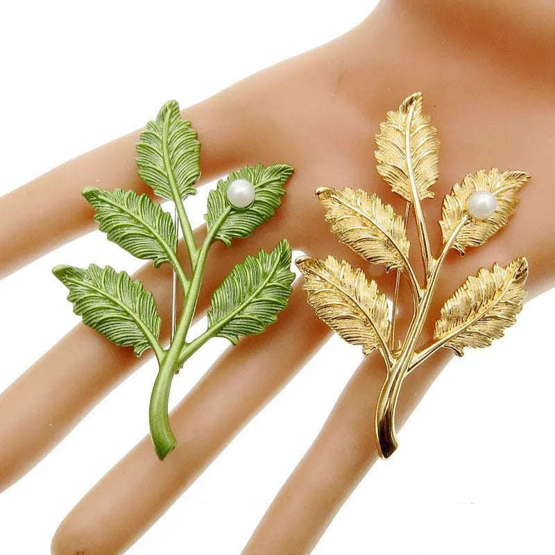 Retro leaf and flower brooch pin, alloy lapel pin